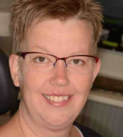 Lene knækkede sine fortænder lige op til ferien